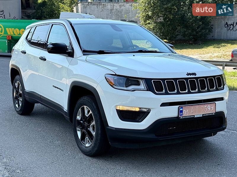Позашляховик / Кросовер Jeep Compass 2017 в Києві