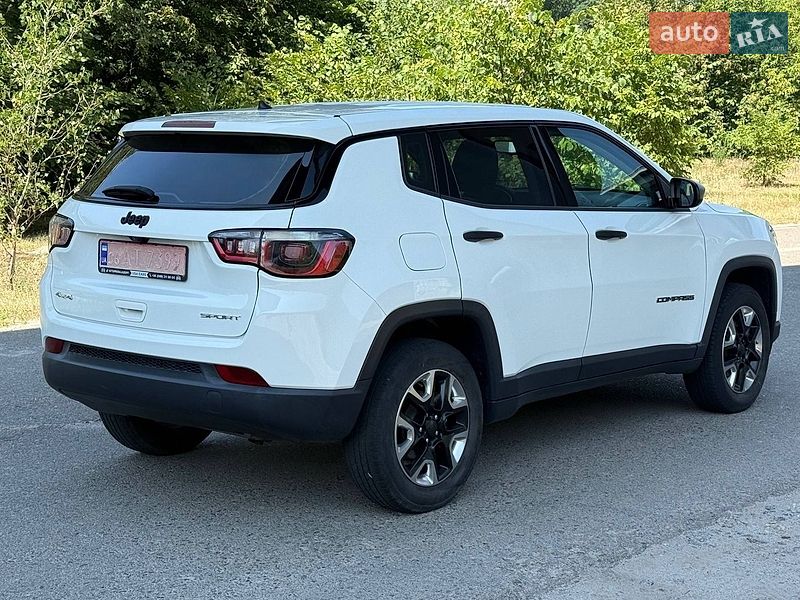 Позашляховик / Кросовер Jeep Compass 2017 в Києві