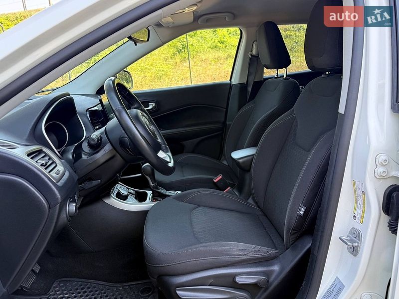 Позашляховик / Кросовер Jeep Compass 2017 в Києві