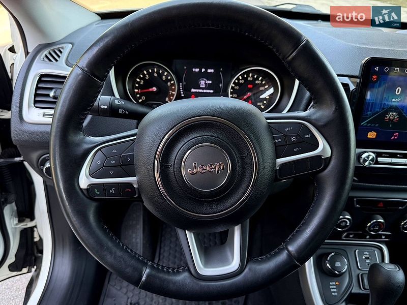 Позашляховик / Кросовер Jeep Compass 2017 в Києві