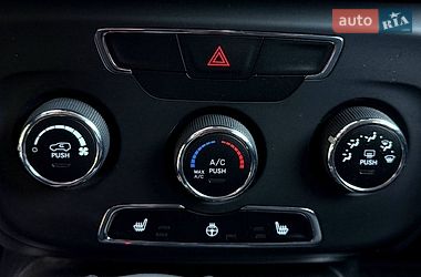 Позашляховик / Кросовер Jeep Compass 2017 в Києві