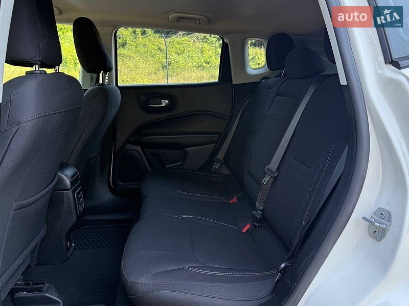 Позашляховик / Кросовер Jeep Compass 2017 в Києві