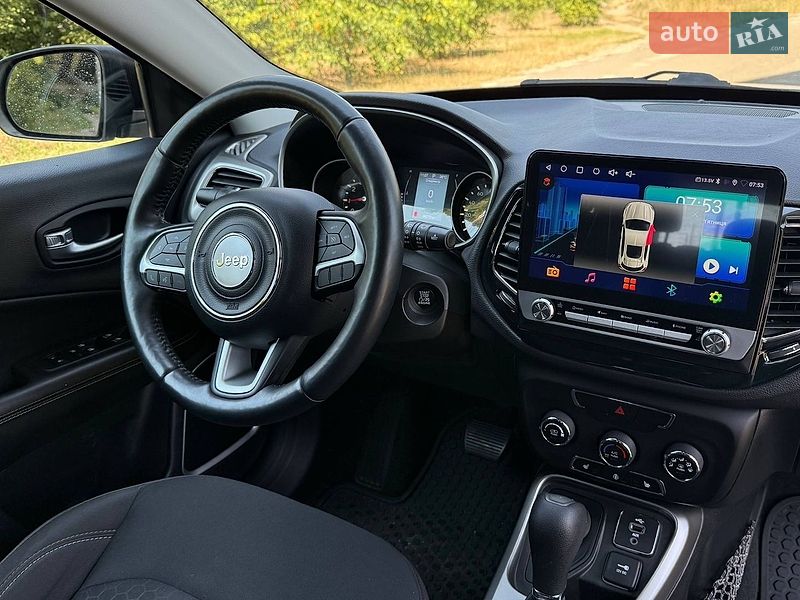 Позашляховик / Кросовер Jeep Compass 2017 в Києві