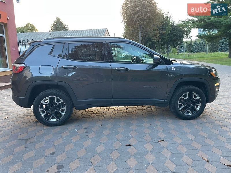 Позашляховик / Кросовер Jeep Compass 2017 в Лубнах