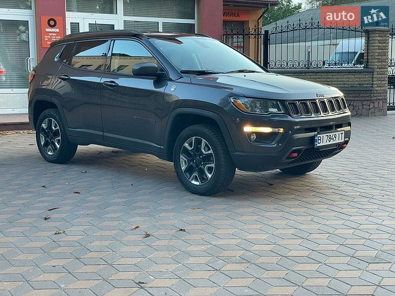 Позашляховик / Кросовер Jeep Compass 2017 в Лубнах
