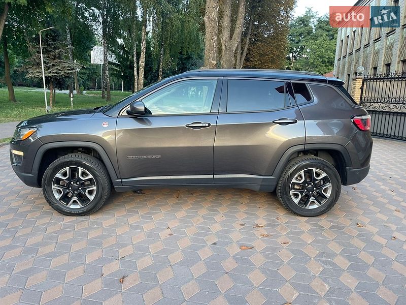 Позашляховик / Кросовер Jeep Compass 2017 в Лубнах