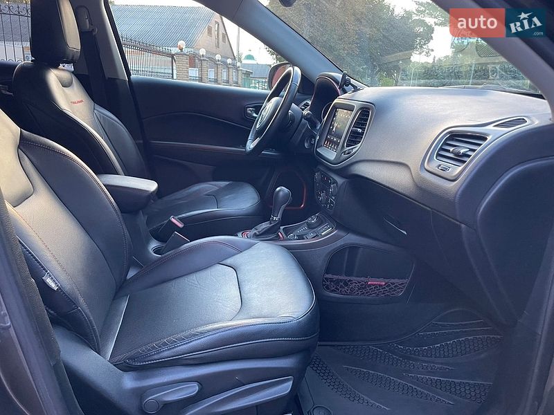 Позашляховик / Кросовер Jeep Compass 2017 в Лубнах