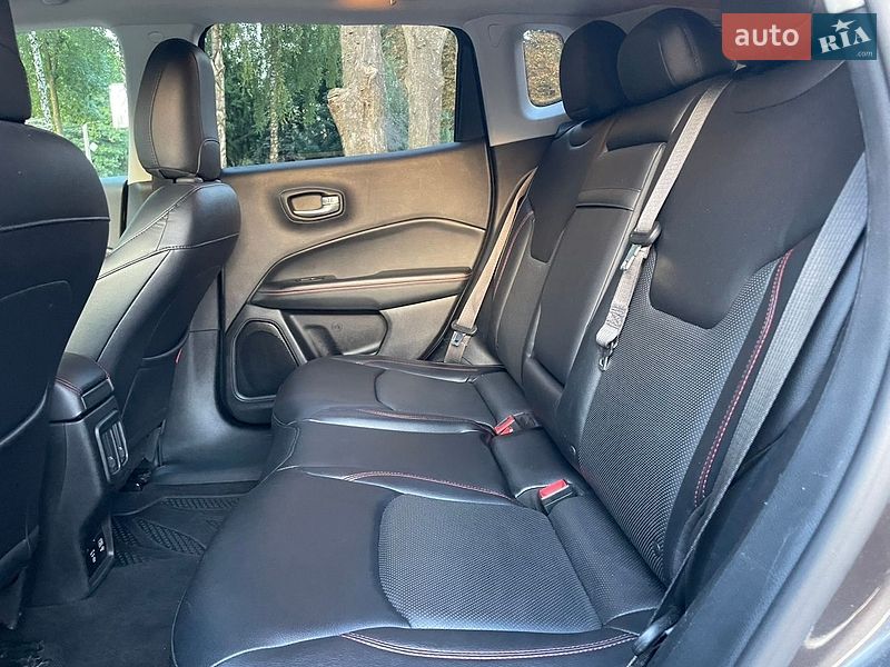 Позашляховик / Кросовер Jeep Compass 2017 в Лубнах
