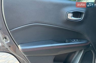 Позашляховик / Кросовер Jeep Compass 2017 в Лубнах