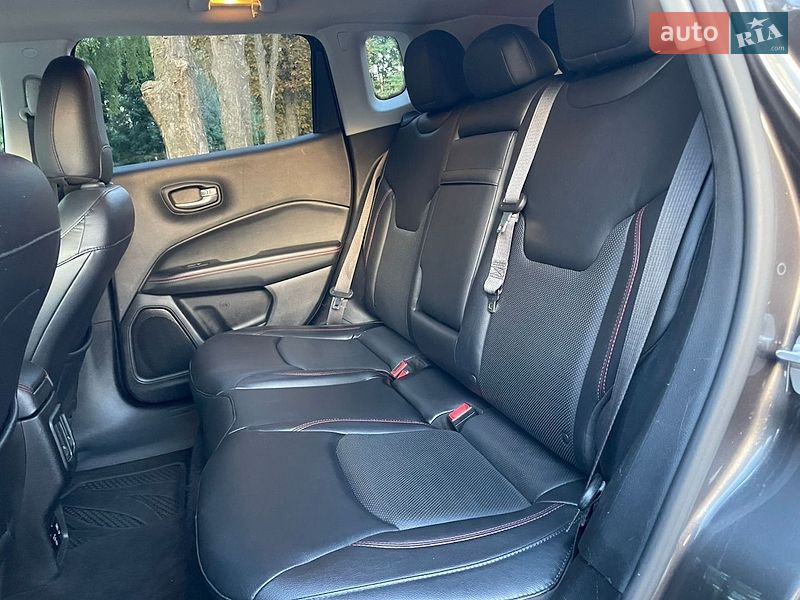 Позашляховик / Кросовер Jeep Compass 2017 в Лубнах