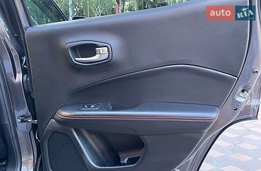 Позашляховик / Кросовер Jeep Compass 2017 в Лубнах