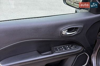 Позашляховик / Кросовер Jeep Compass 2018 в Сквирі фото 23 Позашляховик / Кросовер Jeep Compass 2018 в Сквирі