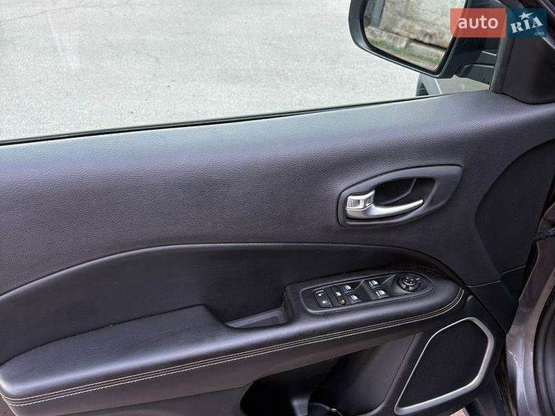 Позашляховик / Кросовер Jeep Compass 2018 в Сквирі фото 23 Позашляховик / Кросовер Jeep Compass 2018 в Сквирі