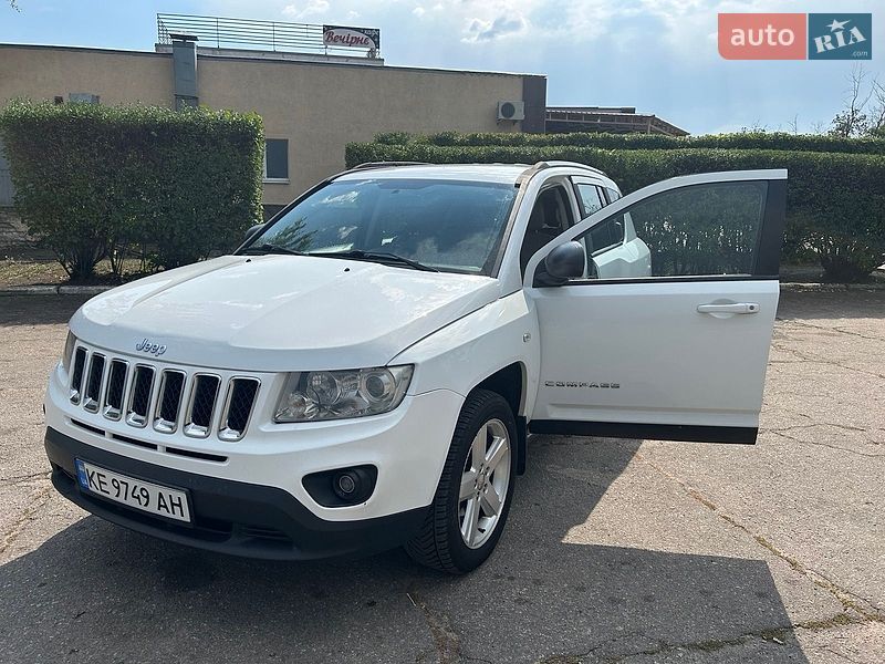 Внедорожник / Кроссовер Jeep Compass 2012 в Червоному Донце
