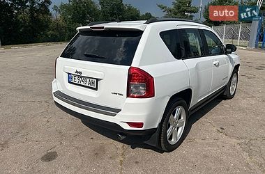 Внедорожник / Кроссовер Jeep Compass 2012 в Червоному Донце
