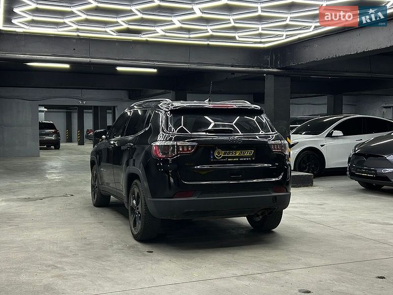 Позашляховик / Кросовер Jeep Compass 2020 в Чернівцях