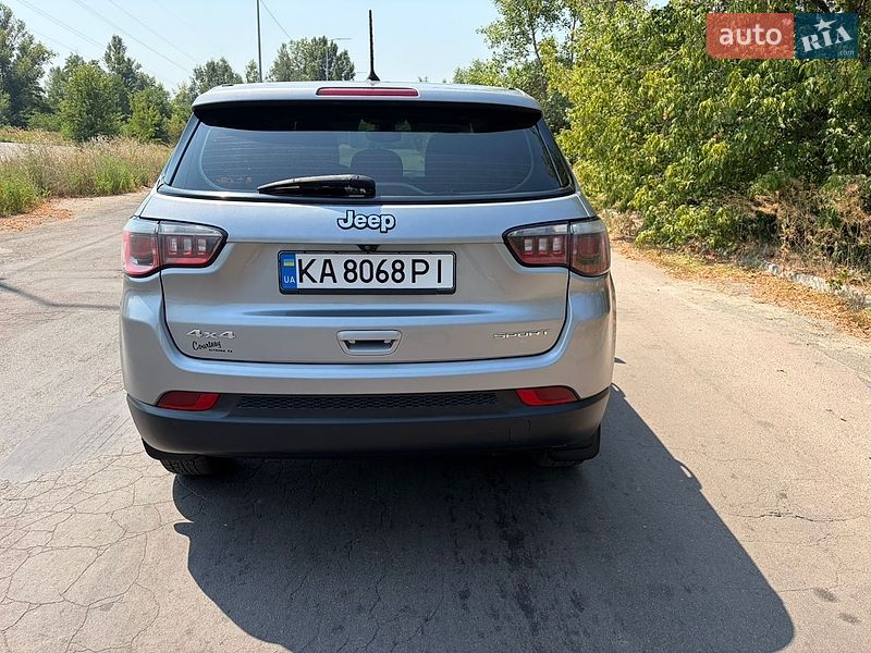 Позашляховик / Кросовер Jeep Compass 2017 в Броварах