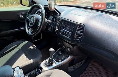 Позашляховик / Кросовер Jeep Compass 2017 в Броварах