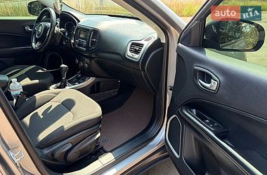 Позашляховик / Кросовер Jeep Compass 2017 в Броварах
