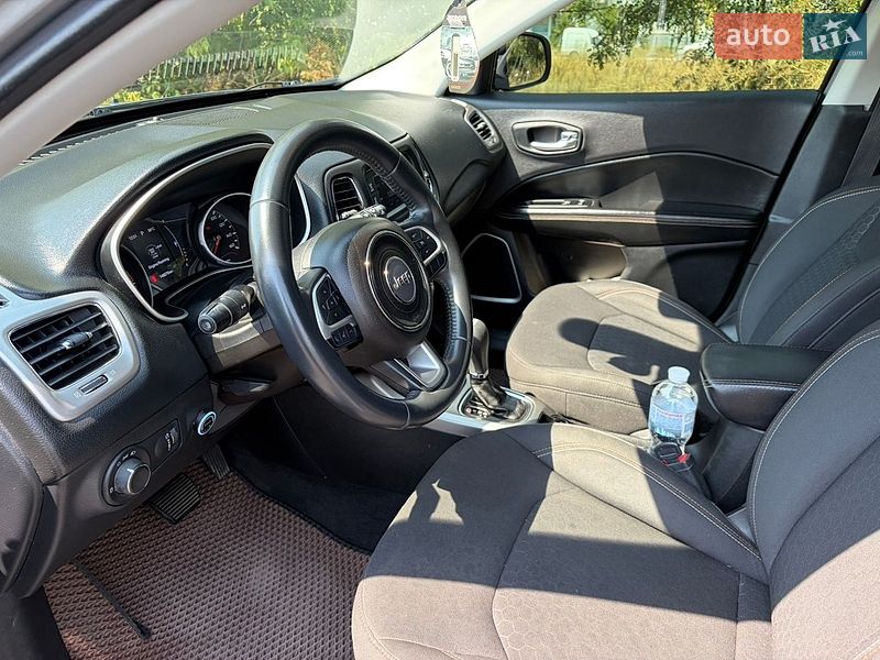 Позашляховик / Кросовер Jeep Compass 2017 в Броварах
