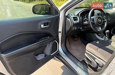 Позашляховик / Кросовер Jeep Compass 2017 в Броварах