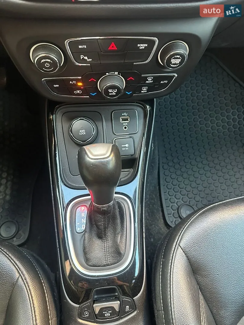 2018 Jeep Compass - мініатюра 28