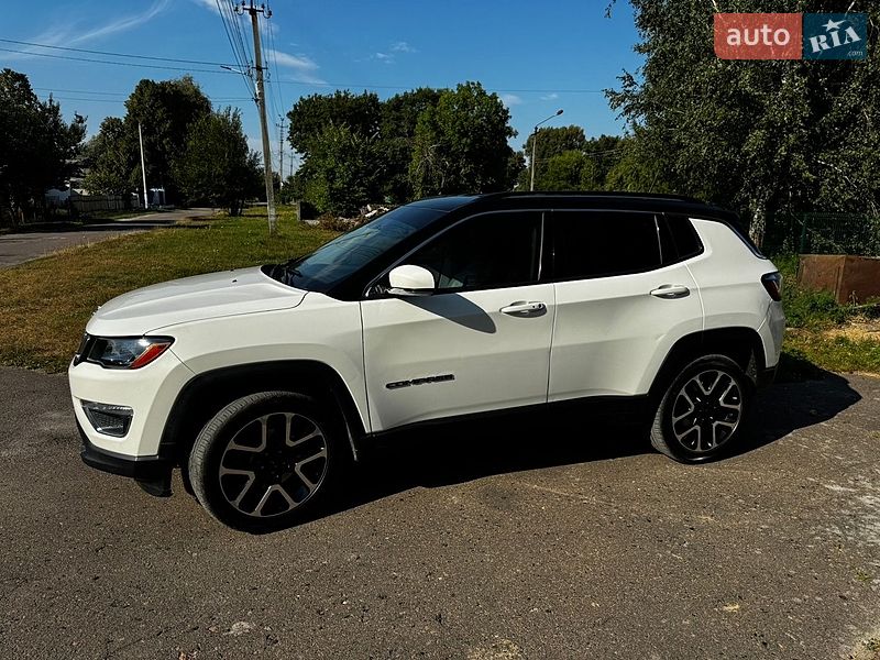 Позашляховик / Кросовер Jeep Compass 2017 в Києві