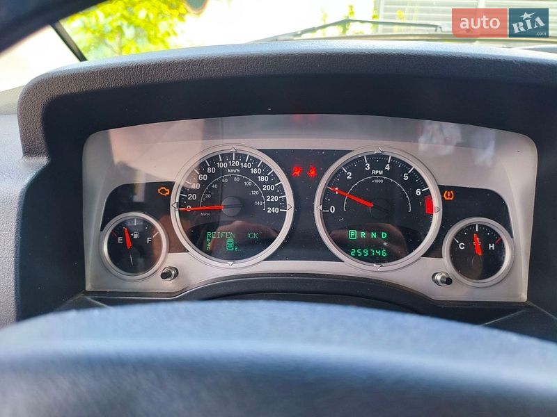 Позашляховик / Кросовер Jeep Compass 2008 в Львові