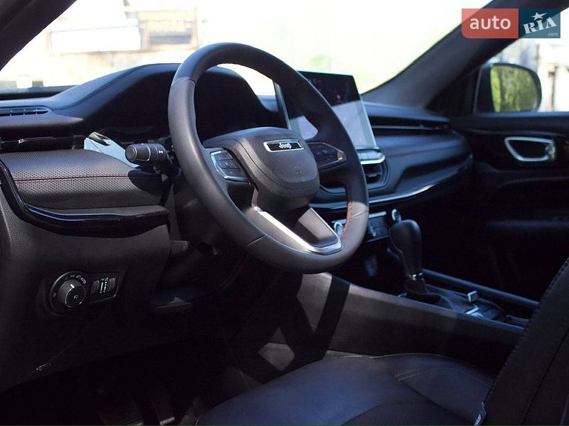 Позашляховик / Кросовер Jeep Compass 2023 в Вишневому