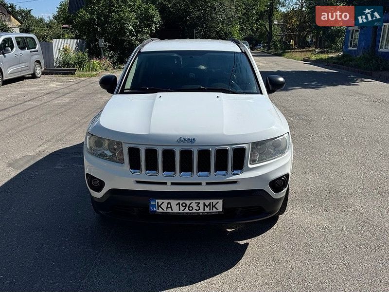 Позашляховик / Кросовер Jeep Compass 2011 в Києві