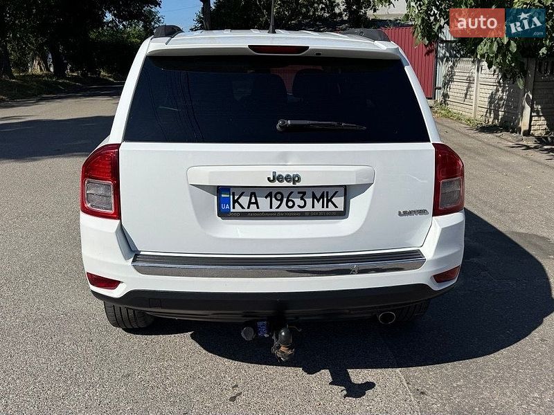 Внедорожник / Кроссовер Jeep Compass 2011 в Киеве