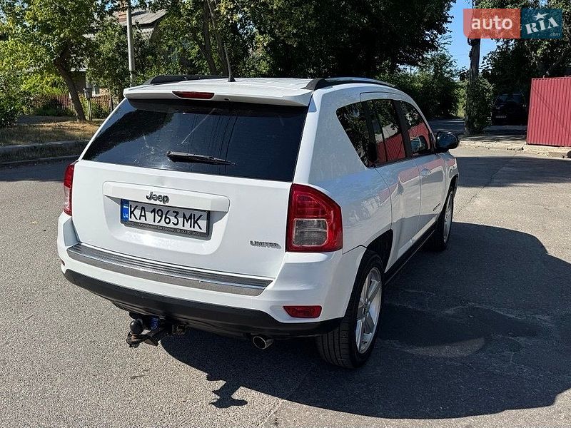 Позашляховик / Кросовер Jeep Compass 2011 в Києві