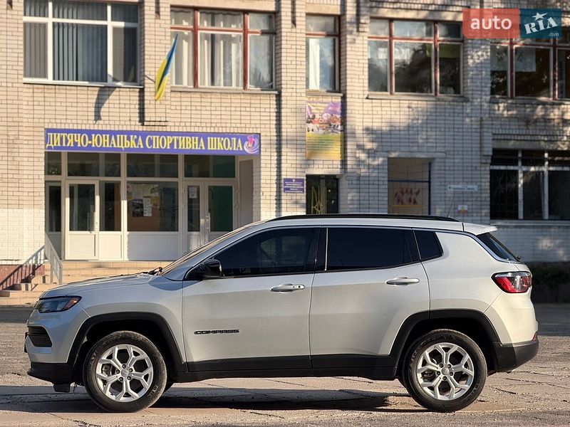 Позашляховик / Кросовер Jeep Compass 2024 в Кам'янському