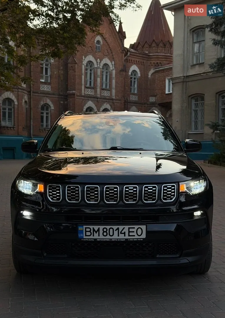 2022 Jeep Compass - фото 1