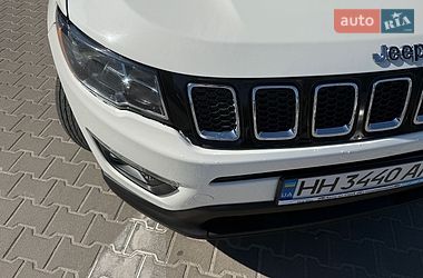 Внедорожник / Кроссовер Jeep Compass 2019 в Киеве
