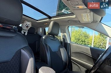 Внедорожник / Кроссовер Jeep Compass 2019 в Киеве