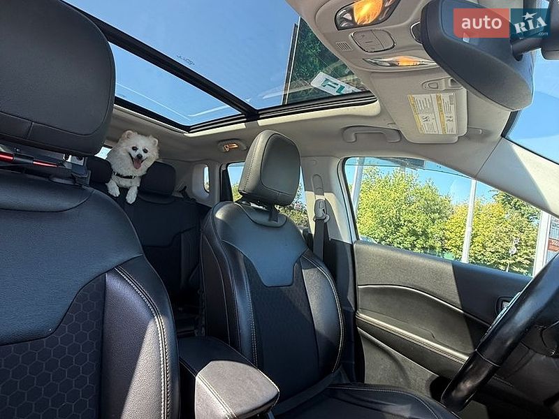 Внедорожник / Кроссовер Jeep Compass 2019 в Киеве