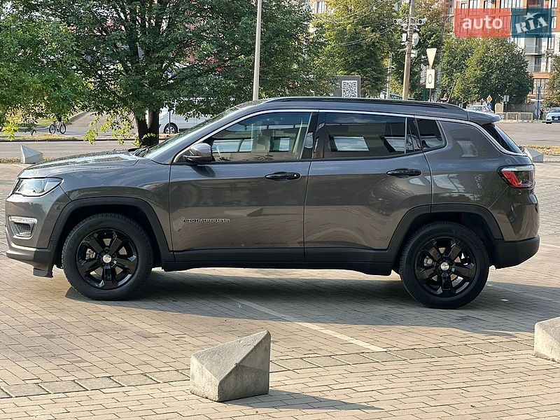 Позашляховик / Кросовер Jeep Compass 2021 в Рівному
