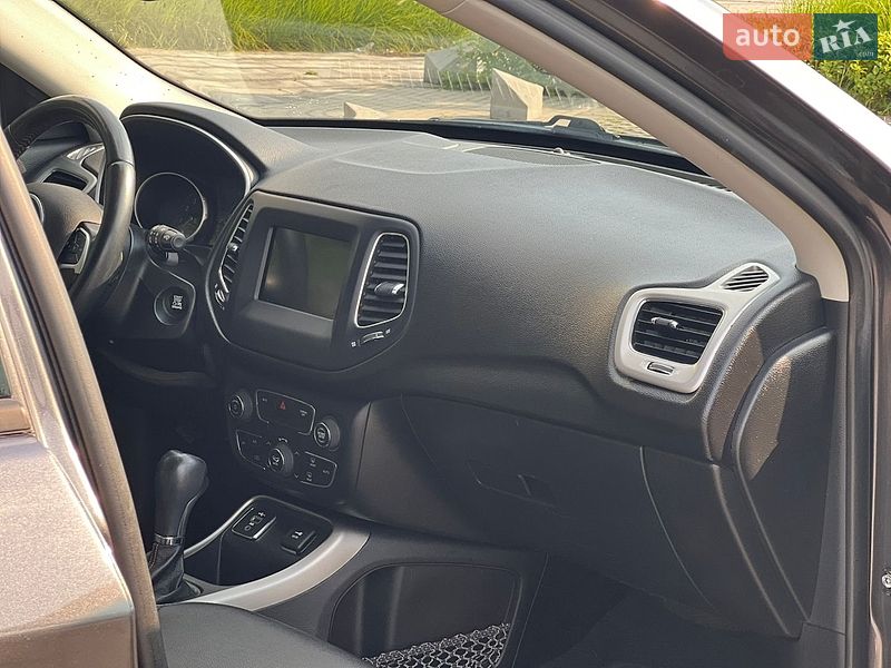 Позашляховик / Кросовер Jeep Compass 2021 в Рівному
