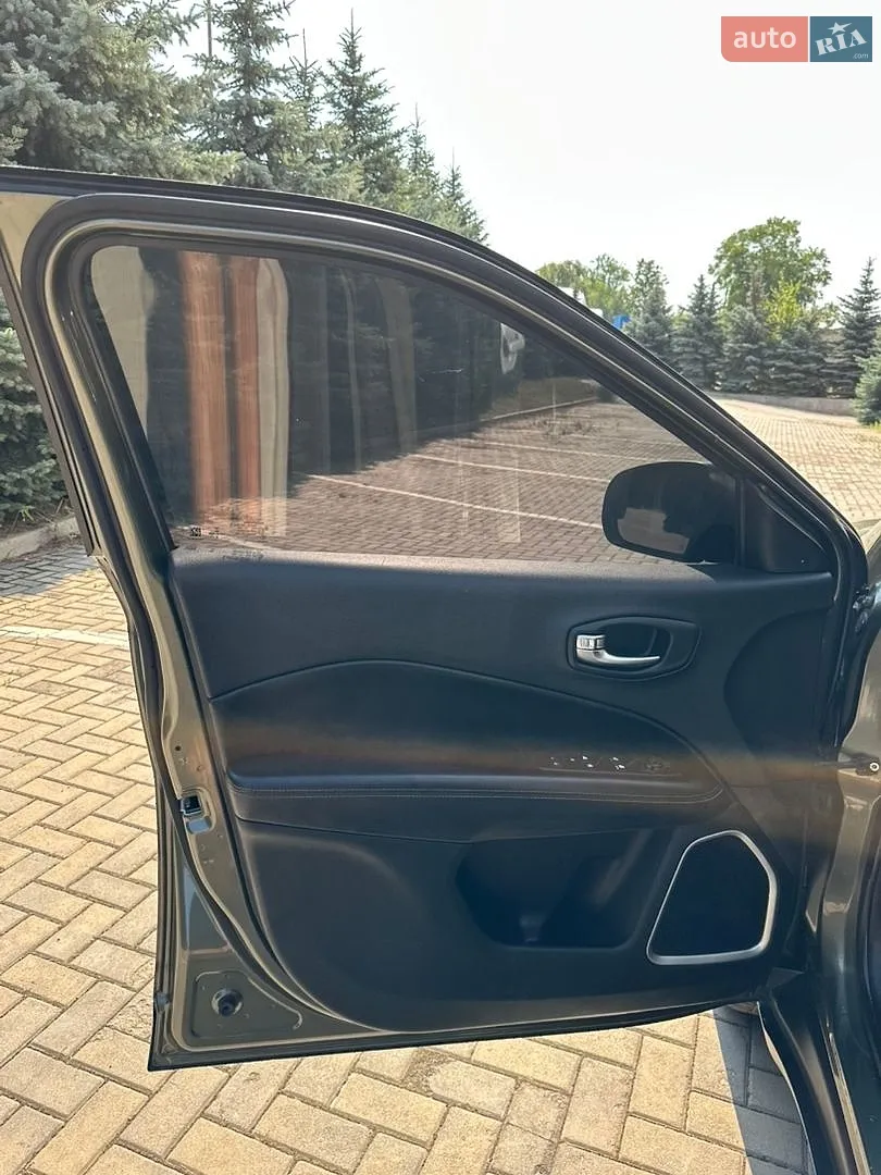 2018 Jeep Compass - мініатюра 46