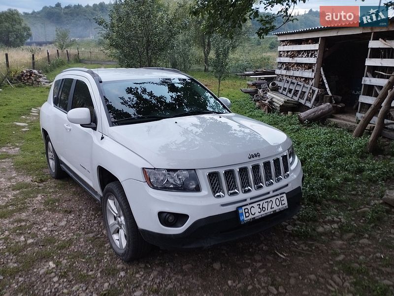 Позашляховик / Кросовер Jeep Compass 2015 в Львові