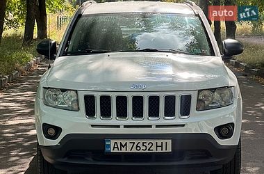 Позашляховик / Кросовер Jeep Compass 2016 в Житомирі фото 3 Позашляховик / Кросовер Jeep Compass 2016 в Житомирі