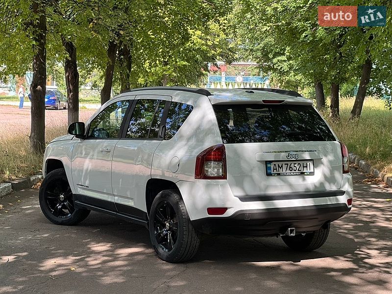 Позашляховик / Кросовер Jeep Compass 2016 в Житомирі фото 9 Позашляховик / Кросовер Jeep Compass 2016 в Житомирі