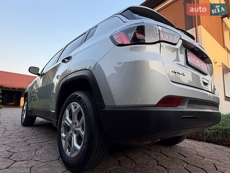 Внедорожник / Кроссовер Jeep Compass 2024 в Полтаве