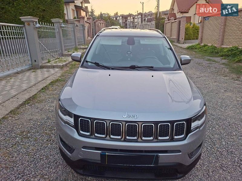 Позашляховик / Кросовер Jeep Compass 2018 в Чернівцях фото 8 Позашляховик / Кросовер Jeep Compass 2018 в Чернівцях