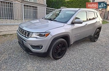 Позашляховик / Кросовер Jeep Compass 2018 в Чернівцях фото 2 Позашляховик / Кросовер Jeep Compass 2018 в Чернівцях