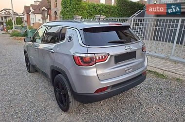 Позашляховик / Кросовер Jeep Compass 2018 в Чернівцях фото 10 Позашляховик / Кросовер Jeep Compass 2018 в Чернівцях
