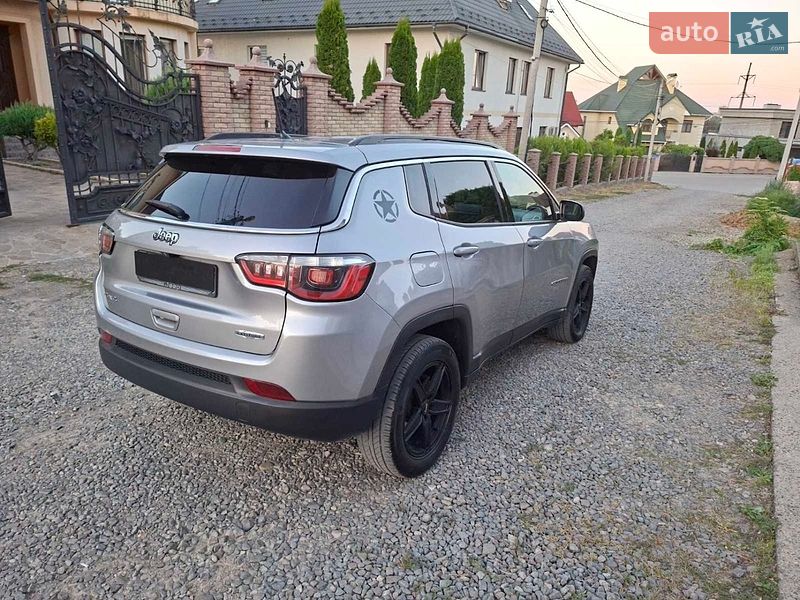 Позашляховик / Кросовер Jeep Compass 2018 в Чернівцях фото 11 Позашляховик / Кросовер Jeep Compass 2018 в Чернівцях