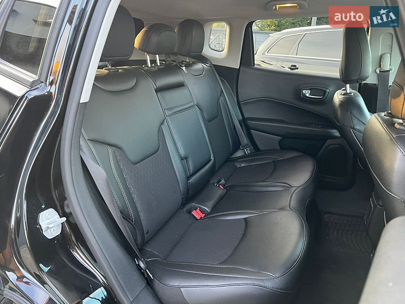 Позашляховик / Кросовер Jeep Compass 2019 в Рівному