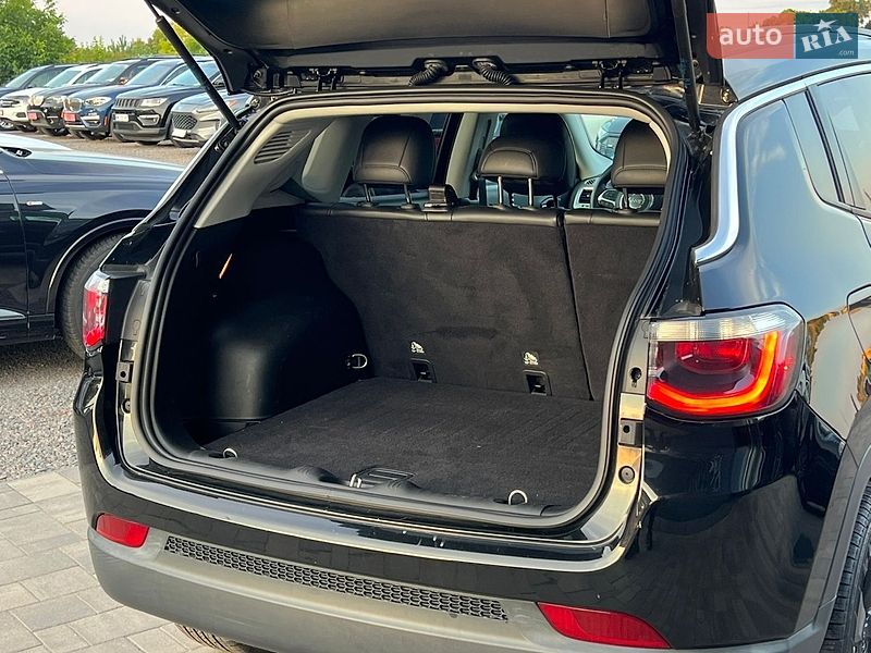 Позашляховик / Кросовер Jeep Compass 2019 в Рівному